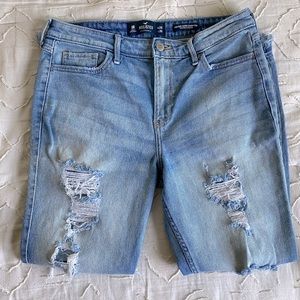 Distressed Hollister Jeans